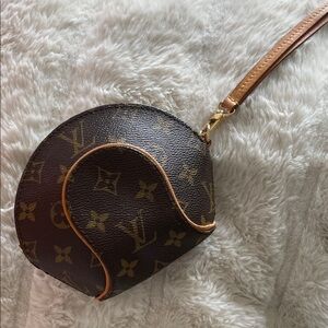 Louis Vuitton Brown Mini ellipse clutch Monogram Wristlet